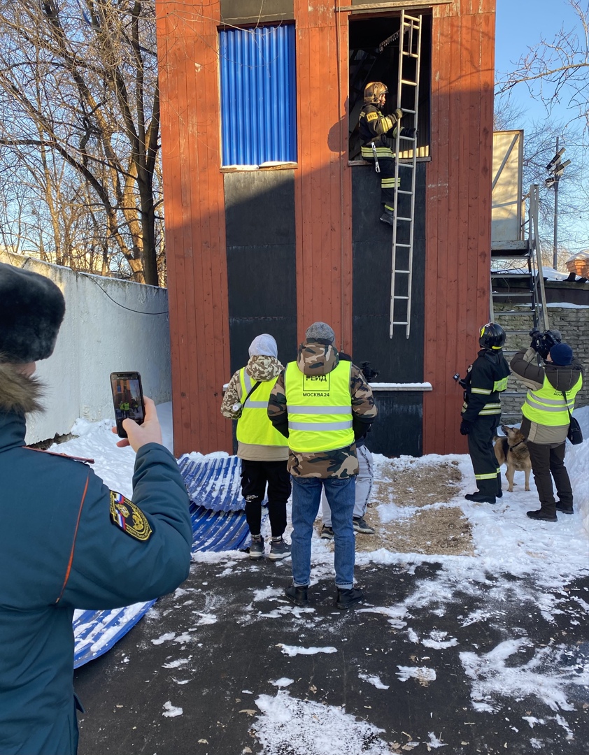 Бибирево новости. Бибирево МЧС. Пожарные Москвы. 10 ПСЧ Москва Бибирево. Картинки пожар Бибирево.